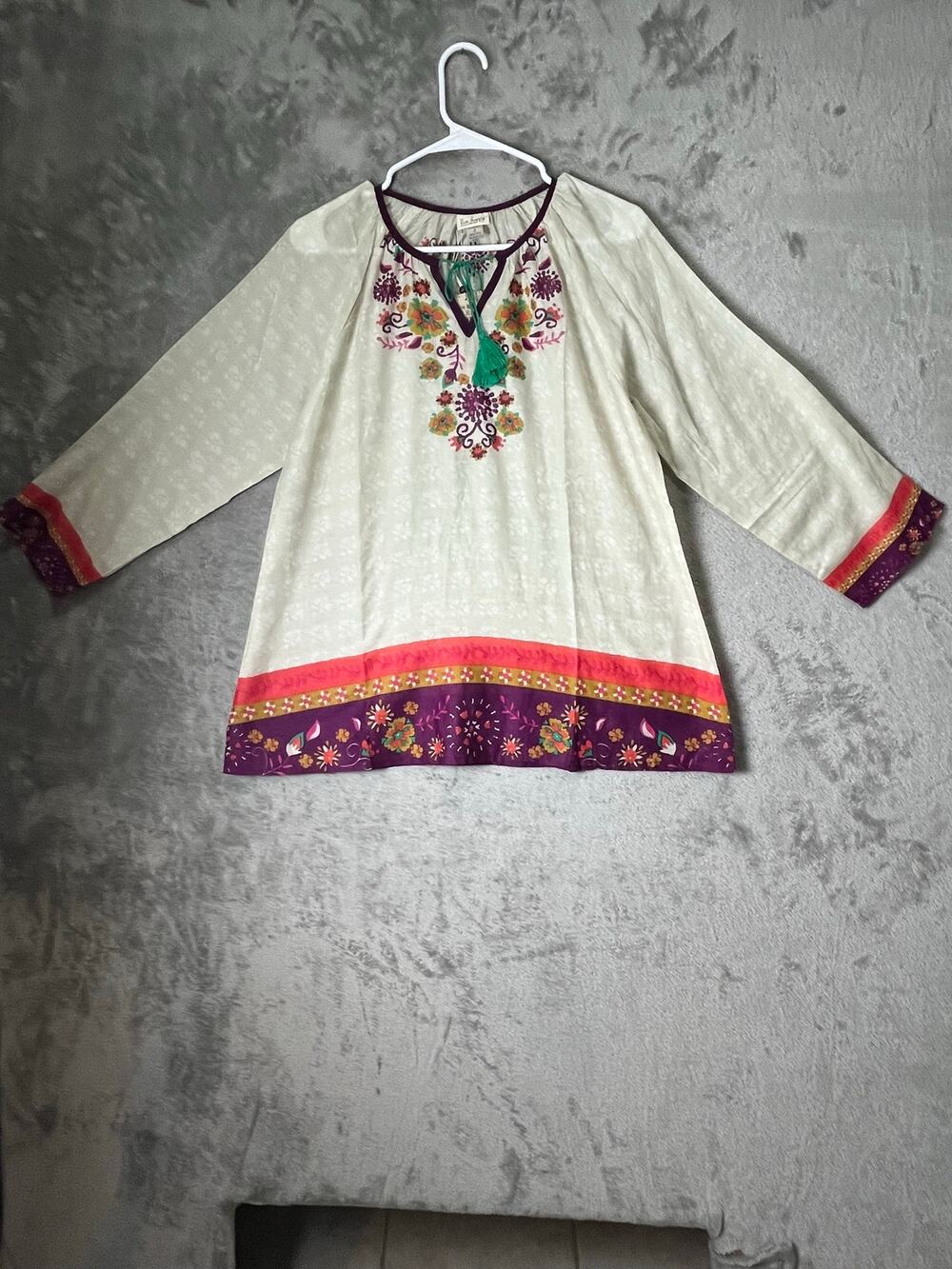 Natural Life Live Happy Embroidered Floral Boho Peasant Tunic Blouse Top S New